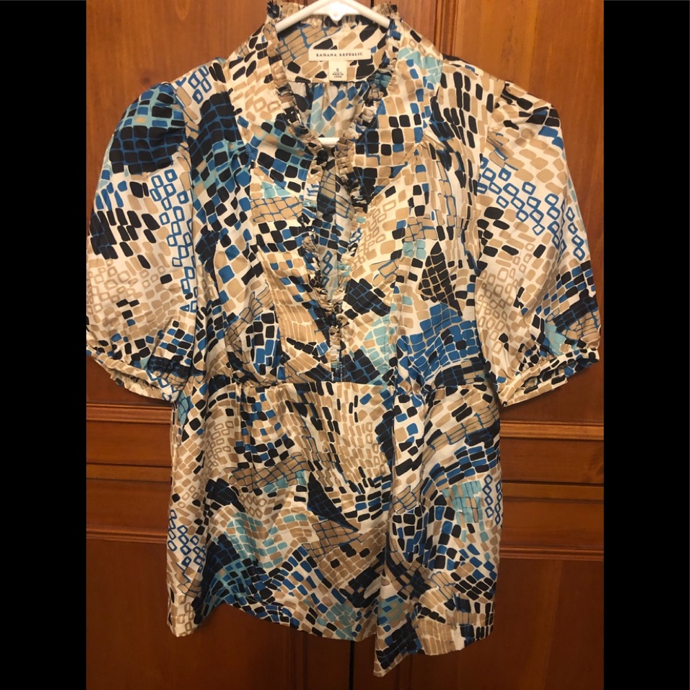 NWOT Banana Republic Washable Silk Blouse